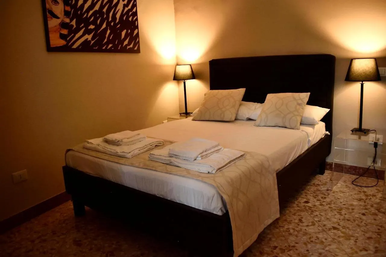 ** Guest house Due Cani Palermo Italy